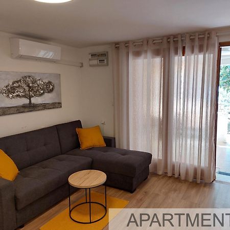 Apartmani Denis Stara Baška Εξωτερικό φωτογραφία
